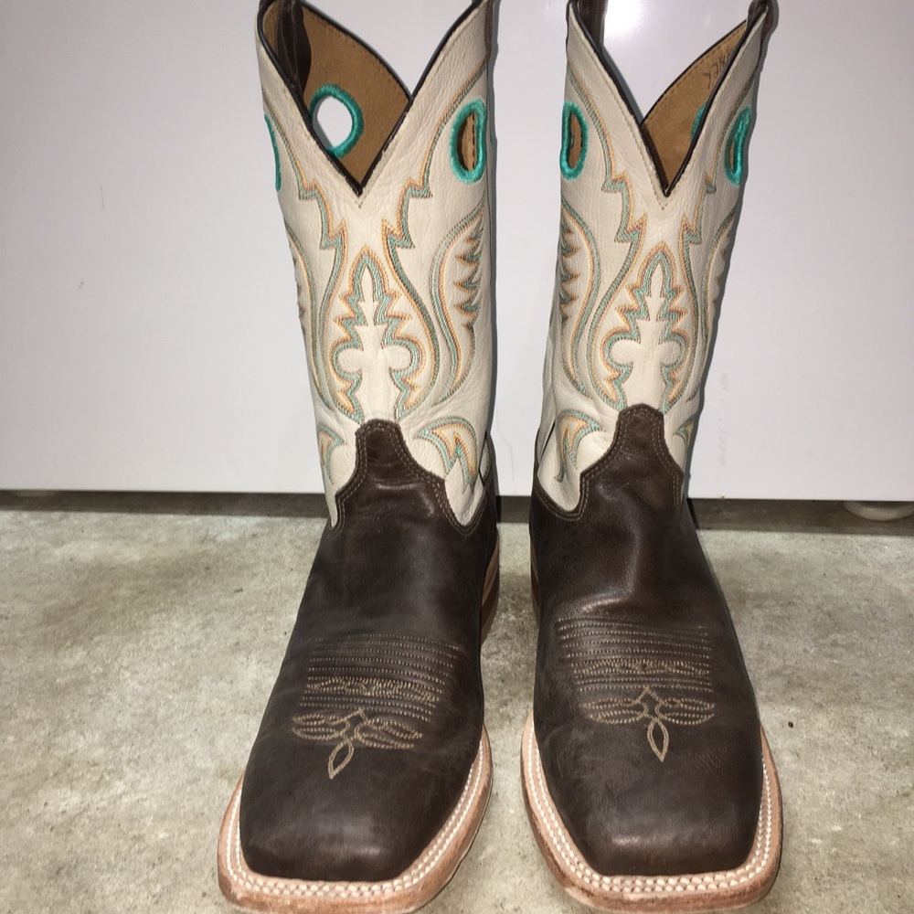 Durango Boots Chocolate and cream